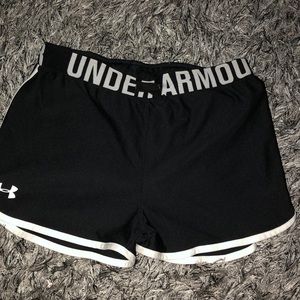 Never worn black under armor athletic shorts
